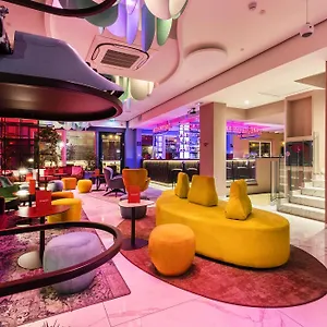 4* فندق Adesso