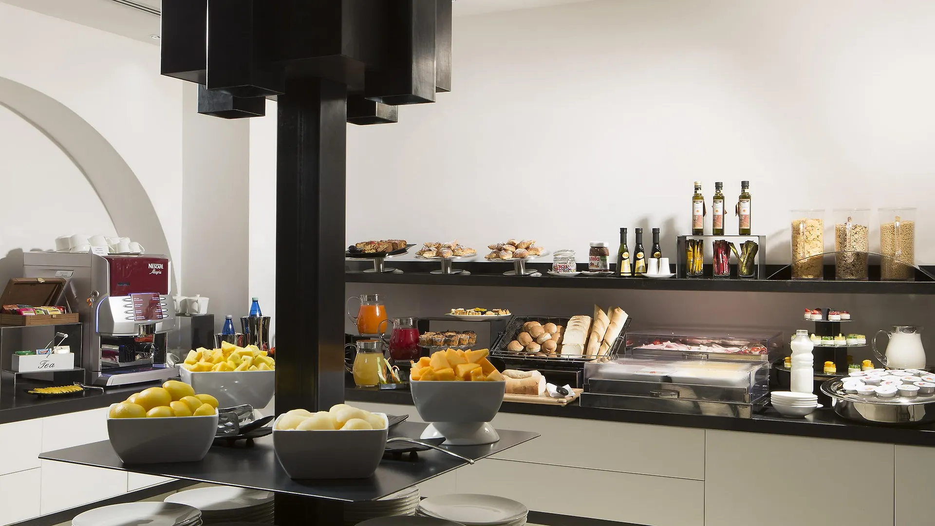 Rome Life Hotel 4*,  Italy