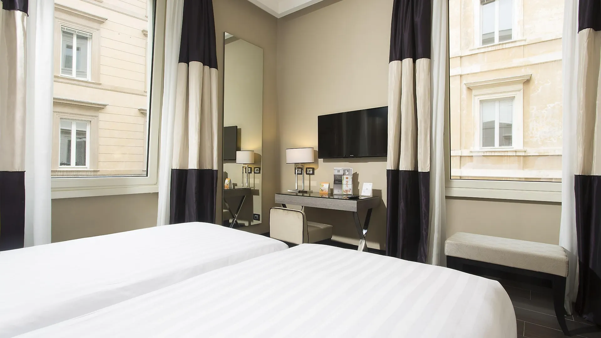 Rome Life Hotel
