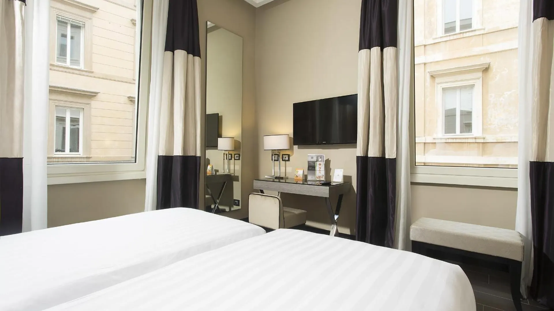 Rome Life Hotel