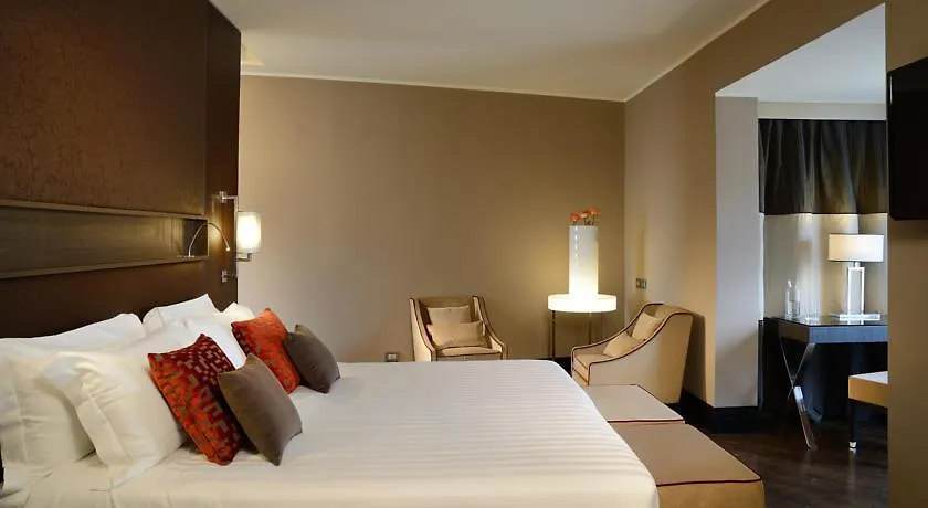 Rome Life Hotel