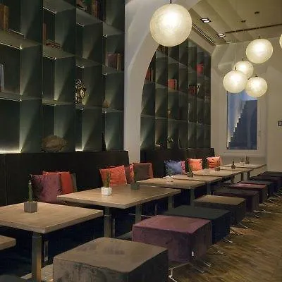 Rome Life Hotel