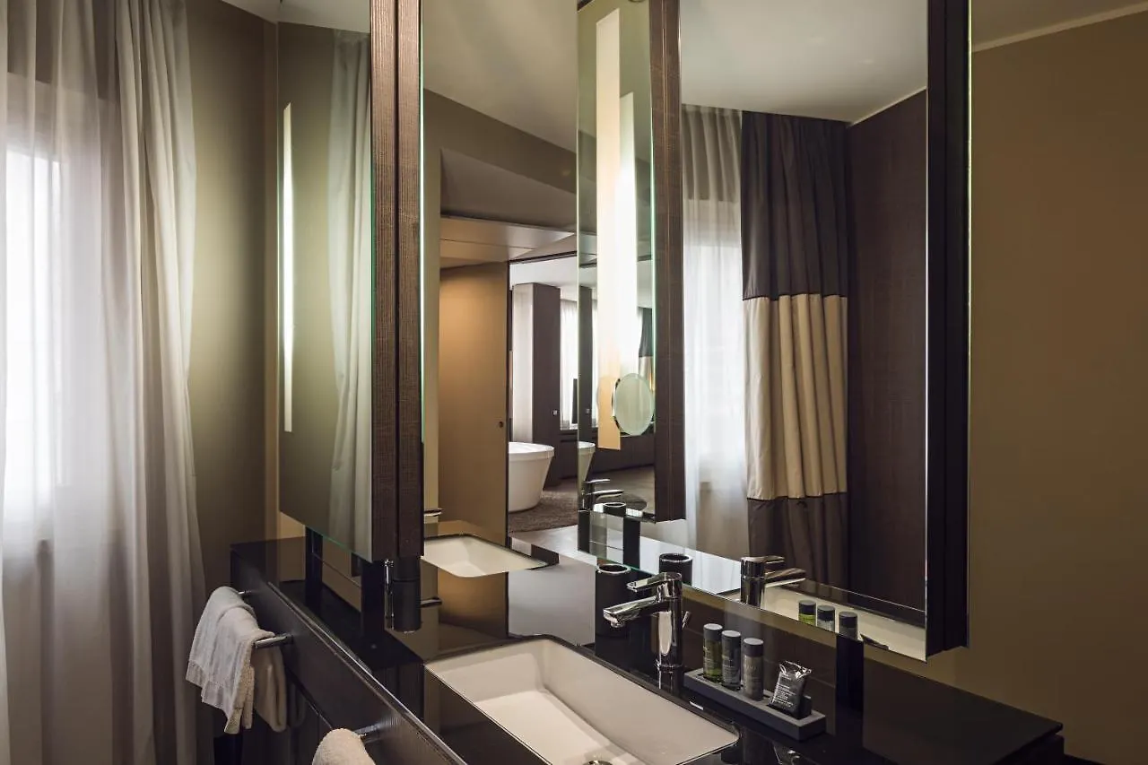Rome Life Hotel