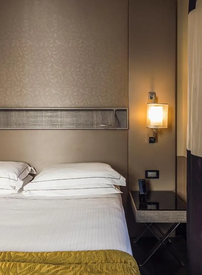 Rome Life Hotel